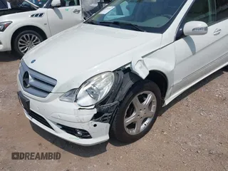 2008 Mercedes-Benz R 3.5L с VIN 4JGCB56E98A068449, выставлен на аукционе IAAI как лот 42307263 с пробегом 143 409 миль миль и . История ставок и продаж доступна на DreamBid. Изображение 6.
