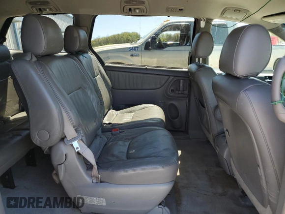 2008 Toyota Sienna XLE with VIN 5TDZK22C98S156597, listed as a Copart auction lot 54557475 with 172,418 mi miles and Salvage Title. Bid and sale history available at DreamBid. Image 11.