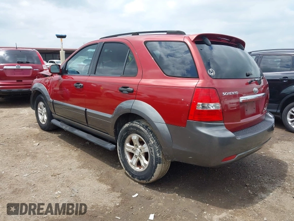 2008 Kia Sorento EX with VIN KNDJC736185826567, listed as a IAAI auction lot 42433294 with 228,432 mi miles and . Bid and sale history available at DreamBid. Image 3.