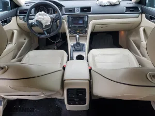 2016 Volkswagen Passat 1.8T SE w/Technology with VIN 1VWBS7A34GC010928, listed as a Copart auction lot 82320034 with 86,900 mi miles and Salvage Title. Bid and sale history available at carsss.com. Image 8.