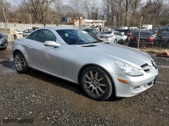 2005 Mercedes-Benz SLK-Class with VIN WDBWK56F25F026373, listed as a Copart auction lot 47872605 with 92,434 mi miles and Salvage Title. Bid and sale history available at carsss.com. Image 4.