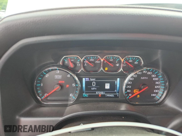 2018 GMC Sierra 2500HD SLT with VIN 1GT12TEG4JF202330, listed as a Copart auction lot 62895355 with 87,049 mi miles and Salvage title. Bid and sale history available at DreamBid. Image 9.