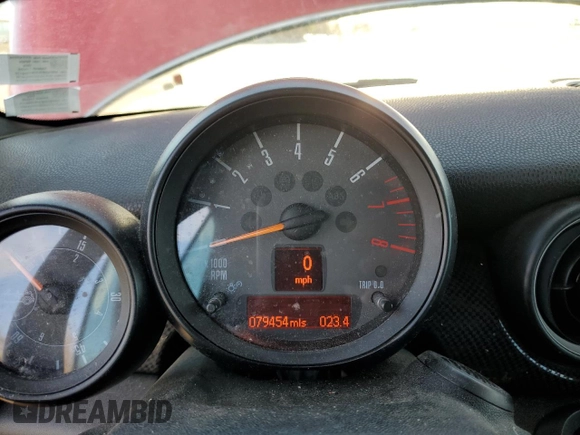 2015 MINI Convertible S с VIN WMWZP3C57FT299177, выставлен на аукционе Copart как лот 43277825 с пробегом 79 454 миль миль и Списание • Salvage title. История ставок и продаж доступна на DreamBid. Изображение 9.