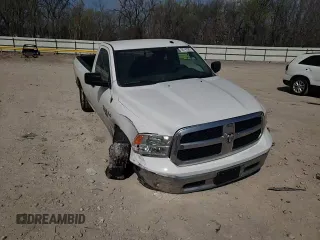 2019 Ram 1500 Tradesman z VIN 3C6JR6DT7KG532305, wystawiony jako Copart lot #50749385 z przebiegiem 72 417 mil mil oraz Szkoda całkowita • Salvage title. Historia ofert i sprzedaży dostępna na DreamBid. Obrazek 10.
