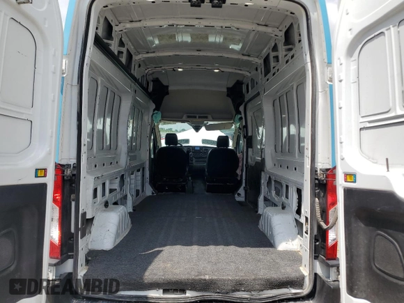 2020 Ford Transit Cargo with VIN 1FTBR1X87LKB58859, listed as a Copart auction lot 61063065 with 111,747 mi miles and Salvage title. Bid and sale history available at DreamBid. Image 10.