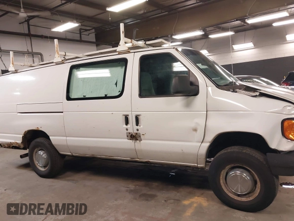 2005 Ford Econoline Cargo with VIN 1FTSS34L95HB33843, listed as a IAAI auction lot 42200399 with 355,458 mi miles and . Bid and sale history available at DreamBid. Image 13.