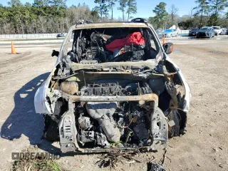 2015 Jeep Renegade Latitude with VIN ZACCJABT6FPC01492, listed as a Copart auction lot 48051185 with Not Provided miles and Salvage Title. Bid and sale history available at DreamBid. Image 5.