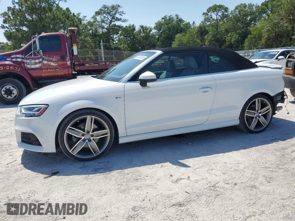 2018 Audi A3 Cabriolet Premium Plus z VIN WAUY8LFF5J1080641, wystawiony jako Copart lot #54944945 z przebiegiem 28 462 mil mil oraz Szkody całkowita. Historia ofert i sprzedaży dostępna na DreamBid. Obrazek 1.