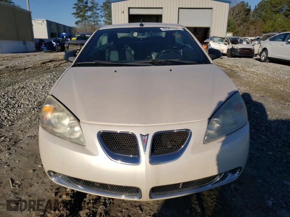 2009 Pontiac G6 GT 1SA z VIN 1G2ZH361294135251, wystawiony jako Copart lot #42901694 z przebiegiem 137 642 mil mil oraz Szkoda całkowita • Salvage title. Historia ofert i sprzedaży dostępna na DreamBid. Obrazek 5.