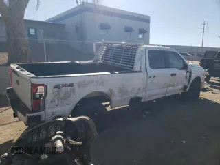 2023 Ford F-250 XL z VIN 1FT8W2BT2PEC56514, wystawiony jako Copart lot #59321165 z przebiegiem Nie podano mil oraz Szkoda całkowita • Salvage title. Historia ofert i sprzedaży dostępna na DreamBid. Obrazek 3.
