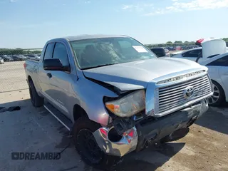 2011 Toyota Tundra с VIN 5TFRM5F18BX033833, выставлен на аукционе IAAI как лот 42257200 с пробегом 108 046 миль миль и . История ставок и продаж доступна на DreamBid. Изображение 1.