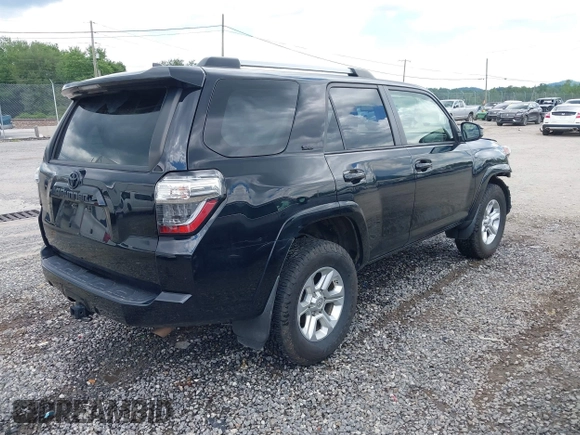 2021 Toyota 4Runner SR5 with VIN JTEMU5JR6M5882070, listed as a IAAI auction lot 42546284 with 79,206 mi miles and . Bid and sale history available at DreamBid. Image 4.