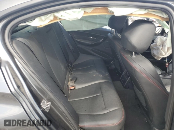 2015 BMW 3 Series 328i с VIN WBA3A5G51FNS88399, выставлен на аукционе Copart как лот 56985245 с пробегом 145 778 миль миль и Списание • Salvage title. История ставок и продаж доступна на DreamBid. Изображение 10.