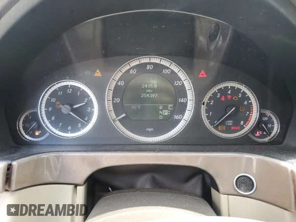 2010 Mercedes-Benz E 350 Luxury с VIN WDDHF5GB8AA170484, выставлен на аукционе Copart как лот 60600095 с пробегом 254 397 миль миль и Списание • Salvage title. История ставок и продаж доступна на DreamBid. Изображение 9.