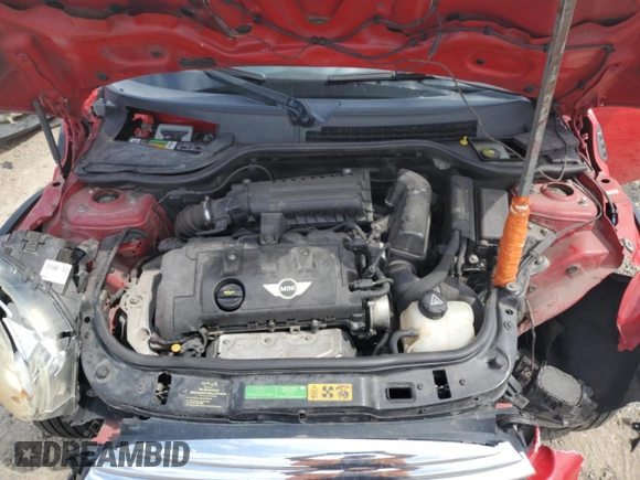 2009 MINI Hardtop z VIN WMWMF33569TW79600, wystawiony jako Copart lot #58392825 z przebiegiem 121 371 mil mil oraz Czysty tytuł • Clean title. Historia ofert i sprzedaży dostępna na DreamBid. Obrazek 11.