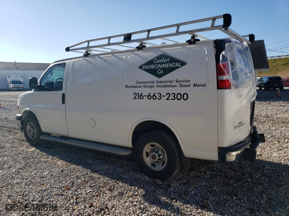 2019 GMC Savana Cargo Van with VIN 1GTW7AFG6K1294520, listed as a Copart auction lot 83498774 with 145,685 mi miles and Salvage Title. Bid and sale history available at carsss.com. Image 2.