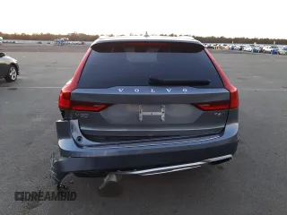 2020 Volvo V90 z VIN YV4A22NL6L1112293, wystawiony jako Copart lot #80962963 z przebiegiem 48 067 mil mil oraz . Historia ofert i sprzedaży dostępna na DreamBid. Obrazek 6.