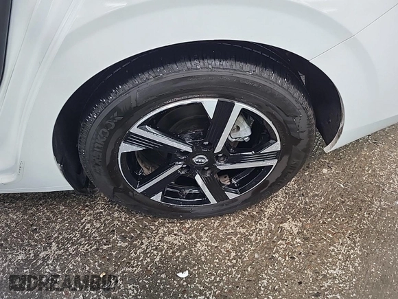 2024 Nissan Sentra SV with VIN 3N1AB8CV1RY290503, listed as a IAAI auction lot 42832742 with 25,571 mi miles and . Bid and sale history available at DreamBid. Image 38.