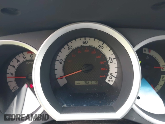 2013 Toyota Tacoma z VIN 3TMLU4EN5DM107819, wystawiony jako IAAI lot #42167593 z przebiegiem 196 714 mil mil oraz . Historia ofert i sprzedaży dostępna na DreamBid. Obrazek 7.