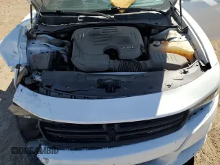 2020 Dodge Charger SXT z VIN 2C3CDXBG7LH229364, wystawiony jako Copart lot #52791685 z przebiegiem 73 941 mil mil oraz Szkoda całkowita • Salvage title. Historia ofert i sprzedaży dostępna na DreamBid. Obrazek 12.