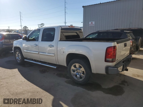 2010 GMC Sierra 1500 SLT z VIN 3GTRCWE08AG287062, wystawiony jako Copart lot #45991885 z przebiegiem 310 055 mil mil oraz Szkody całkowita. Historia ofert i sprzedaży dostępna na DreamBid. Obrazek 2.