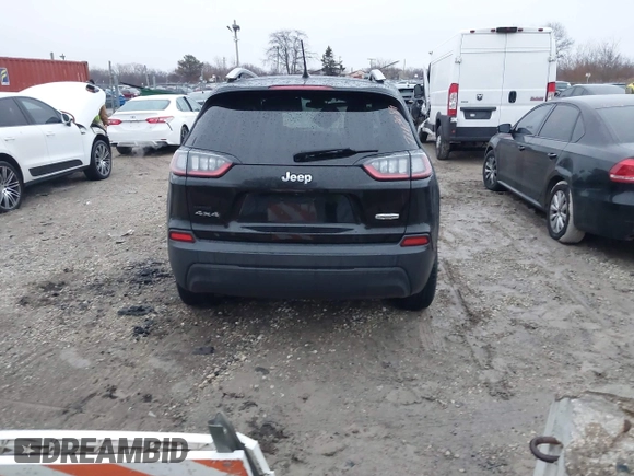 2019 Jeep Cherokee Latitude with VIN 1C4PJMCB8KD367868, listed as a IAAI auction lot 41465306 with 84,250 mi miles. Bid and sale history available at carsss.com. Image 16.