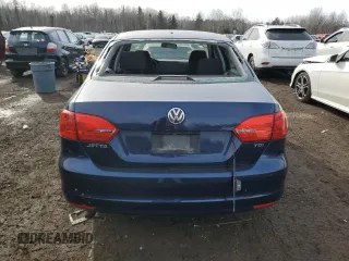 2014 Volkswagen Jetta Comfortline with VIN 3VWDL7AJ3EM389579, listed as a Copart auction lot 47085025 with 261,379 mi miles and Clean title. Bid and sale history available at DreamBid. Image 6.