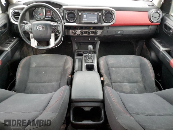 2017 Toyota Tacoma SR5 z VIN 3TMCZ5AN7HM094624, wystawiony jako Copart lot #58166405 z przebiegiem 84 877 mil mil oraz Szkoda całkowita • Salvage title. Historia ofert i sprzedaży dostępna na DreamBid. Obrazek 8.