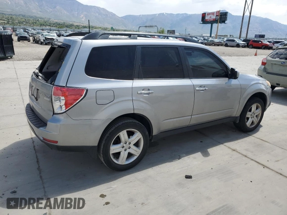 2010 Subaru Forester X Premium с VIN JF2SH6CC2AH761627, выставлен на аукционе Copart как лот 54552485 с пробегом 86 400 миль миль и Списание • Salvage title. История ставок и продаж доступна на DreamBid. Изображение 3.