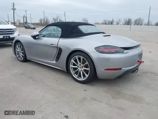 2019 Porsche 718 Boxster with VIN WP0CA2A84KS210215, listed as a IAAI auction lot 41284637 with 43,965 mi miles. Bid and sale history available at carsss.com. Image 3.
