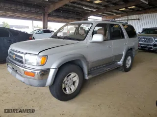 1998 Toyota 4Runner with VIN JT3GN87R9W0074615, listed as a Copart auction lot 86214854 with 185,847 mi miles and Clean Title. Bid and sale history available at carsss.com. Image 1.