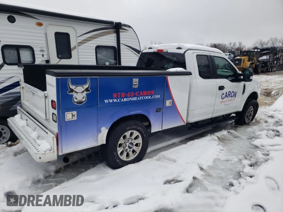 2022 Ford F-250 XL with VIN 1FT7X2B68NED37016, listed as a Copart auction lot 45177185 with 38,308 mi miles and Salvage Title. Bid and sale history available at DreamBid. Image 3.