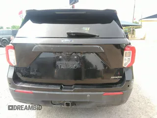 2020 Ford Police Interceptor Utility z VIN 1FM5K8AB9LGB85123, wystawiony jako IAAI lot #42265559 z przebiegiem 116 689 mil mil oraz . Historia ofert i sprzedaży dostępna na DreamBid. Obrazek 16.