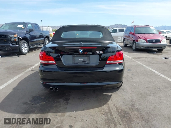 2012 BMW 1 Series 128i с VIN WBAUN1C53CVR00251, выставлен на аукционе IAAI как лот 42164868 с пробегом 96 440 миль миль и . История ставок и продаж доступна на DreamBid. Изображение 16.
