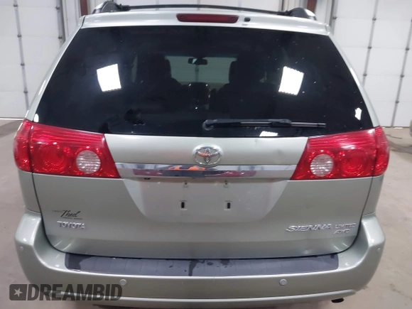 2010 Toyota Sienna XLE z VIN 5TDDK4CC6AS032622, wystawiony jako IAAI lot #42271332 z przebiegiem 139 650 mil mil oraz . Historia ofert i sprzedaży dostępna na DreamBid. Obrazek 16.