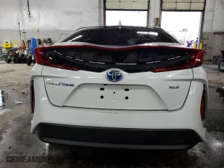 2021 Toyota Prius Prime LE with VIN JTDKAMFP3M3172268, listed as a Copart auction lot 46338295 with 24,100 mi miles and Salvage Title. Bid and sale history available at carsss.com. Image 6.