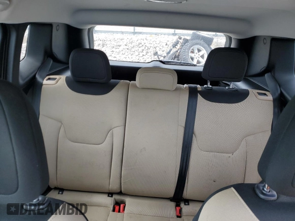 2017 Jeep Renegade Latitude with VIN ZACCJBBB7HPG33623, listed as a Copart auction lot 52420805 with 107,893 mi miles and Salvage title. Bid and sale history available at DreamBid. Image 10.