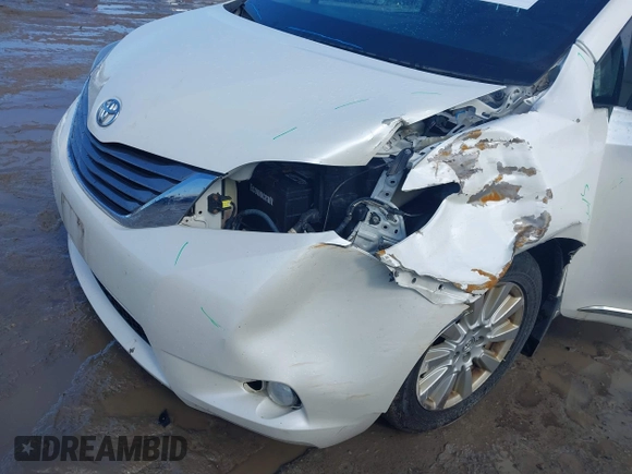 2017 Toyota Sienna XLE with VIN 5TDDZ3DC3HS171251, listed as a IAAI auction lot 41637035 with 124,127 mi miles and . Bid and sale history available at DreamBid. Image 6.