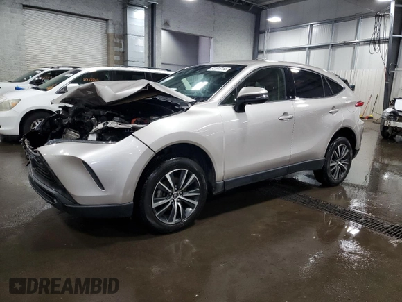 2022 Toyota Venza LE with VIN JTEAAAAH2NJ094133, listed as a Copart auction lot 61101714 with 47,223 mi miles and Salvage Title. Bid and sale history available at carsss.com. Image 1.