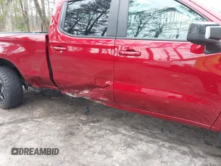 2022 Chevrolet Silverado 1500 RST with VIN 1GCUDEED6NZ557027, listed as a IAAI auction lot 41602219 with 9,816 mi miles and . Bid and sale history available at DreamBid. Image 6.