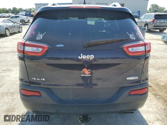 2016 Jeep Cherokee Latitude z VIN 1C4PJMCS3GW322171, wystawiony jako Copart lot #57277835 z przebiegiem 137 850 mil mil oraz Szkoda całkowita • Salvage title. Historia ofert i sprzedaży dostępna na DreamBid. Obrazek 6.