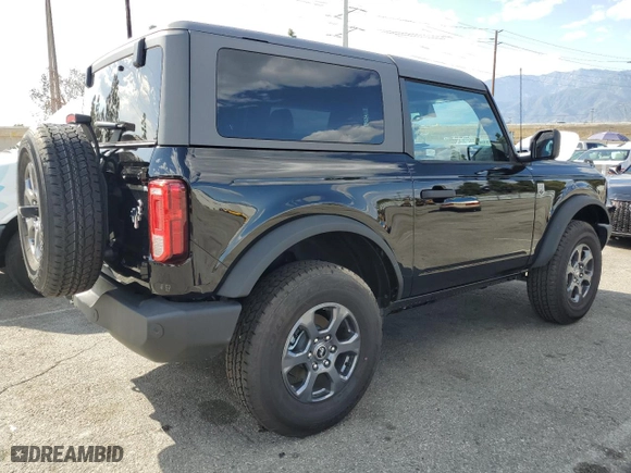 2024 Ford Bronco Big Bend with VIN 1FMDE7AH3RLB46917, listed as a Copart auction lot 52146385 with 792 mi miles and Salvage Title. Bid and sale history available at carsss.com. Image 3.