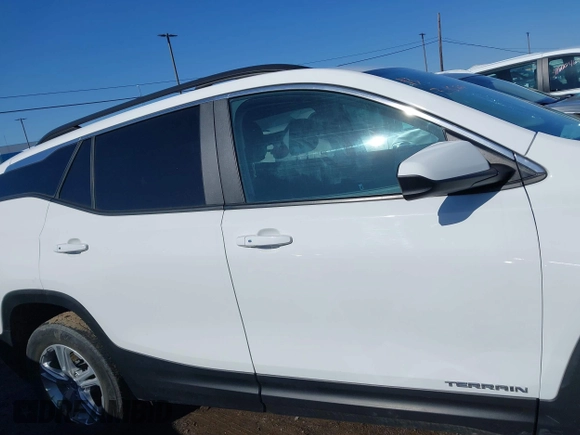 2021 GMC Terrain SLE with VIN 3GKALTEV9ML383306, listed as a IAAI auction lot 41822933 with 28,979 mi miles and . Bid and sale history available at carsss.com. Image 13.
