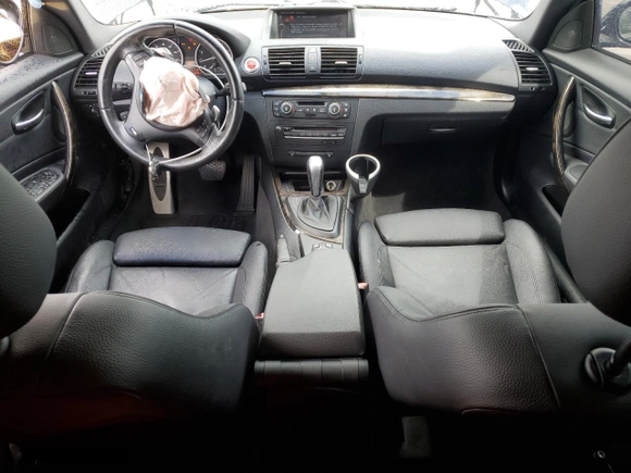 2009 BMW 1 Series 135i with VIN WBAUC73519VK95762, listed as a Copart auction lot 49636375 with 89,890 mi miles and Salvage Title. Bid and sale history available at carsss.com. Image 8.