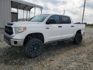 2014 Toyota Tundra SR5 z VIN 5TFDW5F15EX385213, wystawiony jako Copart lot #53302435 z przebiegiem 164 385 mil mil oraz Szkoda całkowita • Salvage title. Historia ofert i sprzedaży dostępna na DreamBid. Obrazek 1.