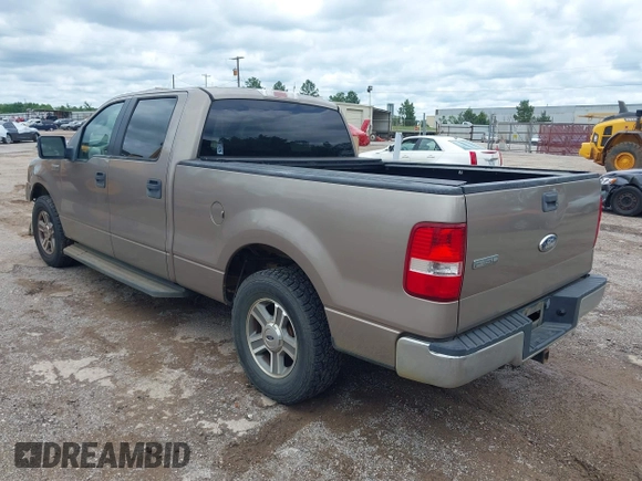 2006 Ford F-150 XLT z VIN 1FTPW12V26KD41974, wystawiony jako IAAI lot #42447667 z przebiegiem 153 884 mil mil oraz . Historia ofert i sprzedaży dostępna na DreamBid. Obrazek 3.