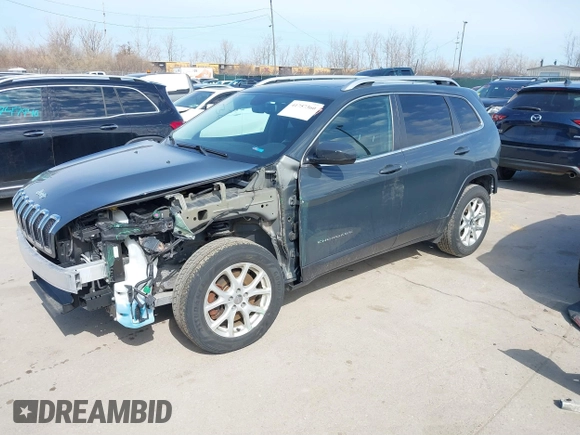 2018 Jeep Cherokee Latitude Plus z VIN 1C4PJMLB5JD569386, wystawiony jako IAAI lot #41757360 z przebiegiem 116 021 mil mil oraz . Historia ofert i sprzedaży dostępna na DreamBid. Obrazek 18.