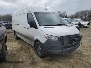 2024 Mercedes-Benz Sprinter with VIN W1Y4KCHY3RT180668, listed as a Copart auction lot 48547265 with 57,569 mi miles and Salvage Title. Bid and sale history available at DreamBid. Image 4.
