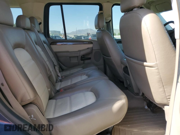 2005 Ford Explorer Eddie Bauer z VIN 1FMDU74E15UB20339, wystawiony jako Copart lot #62145185 z przebiegiem 118 081 mil mil oraz Szkoda całkowita • Salvage title. Historia ofert i sprzedaży dostępna na DreamBid. Obrazek 11.