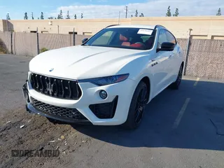 2022 Maserati Levante with VIN ZN661YUM0NX391750, listed as a IAAI auction lot 41436442 with 3,293 mi miles and . Bid and sale history available at DreamBid. Image 17.